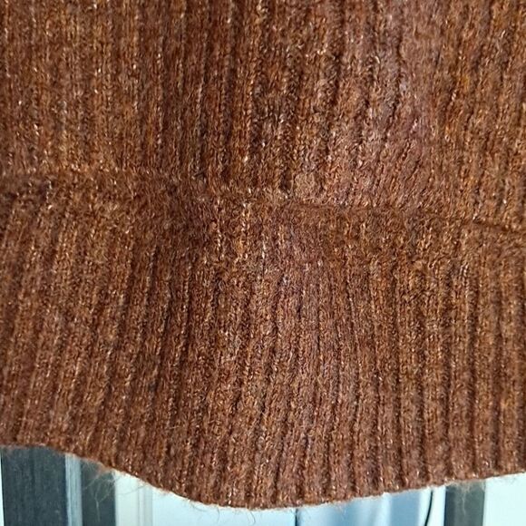 SOLD OUT!!!   Old Navy ladies cowl neck sweater  NWT - Picture 5 of 11